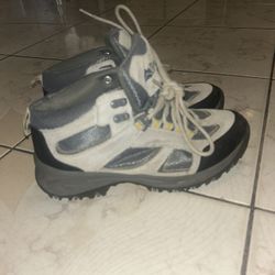Hiking Boots (Denali) Size 7