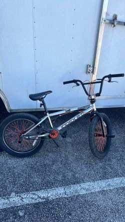 mongoose boys bicycle