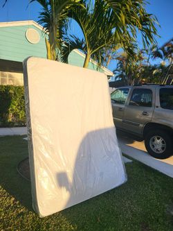 NEW QUEEN MATTRESS AND BOX SPRING -- Also Available In All Sizes.