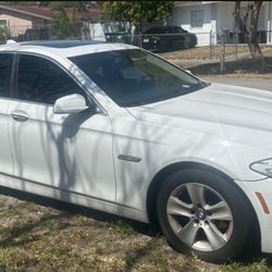 2013 BMW 528i