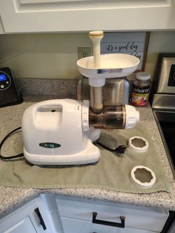 Used Omega Model 8004 Heavy Duty Juicer