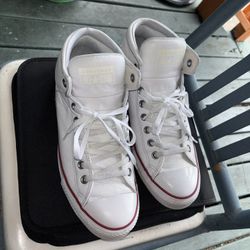 Chuck Taylor Malden Street Mid $25 OBO 