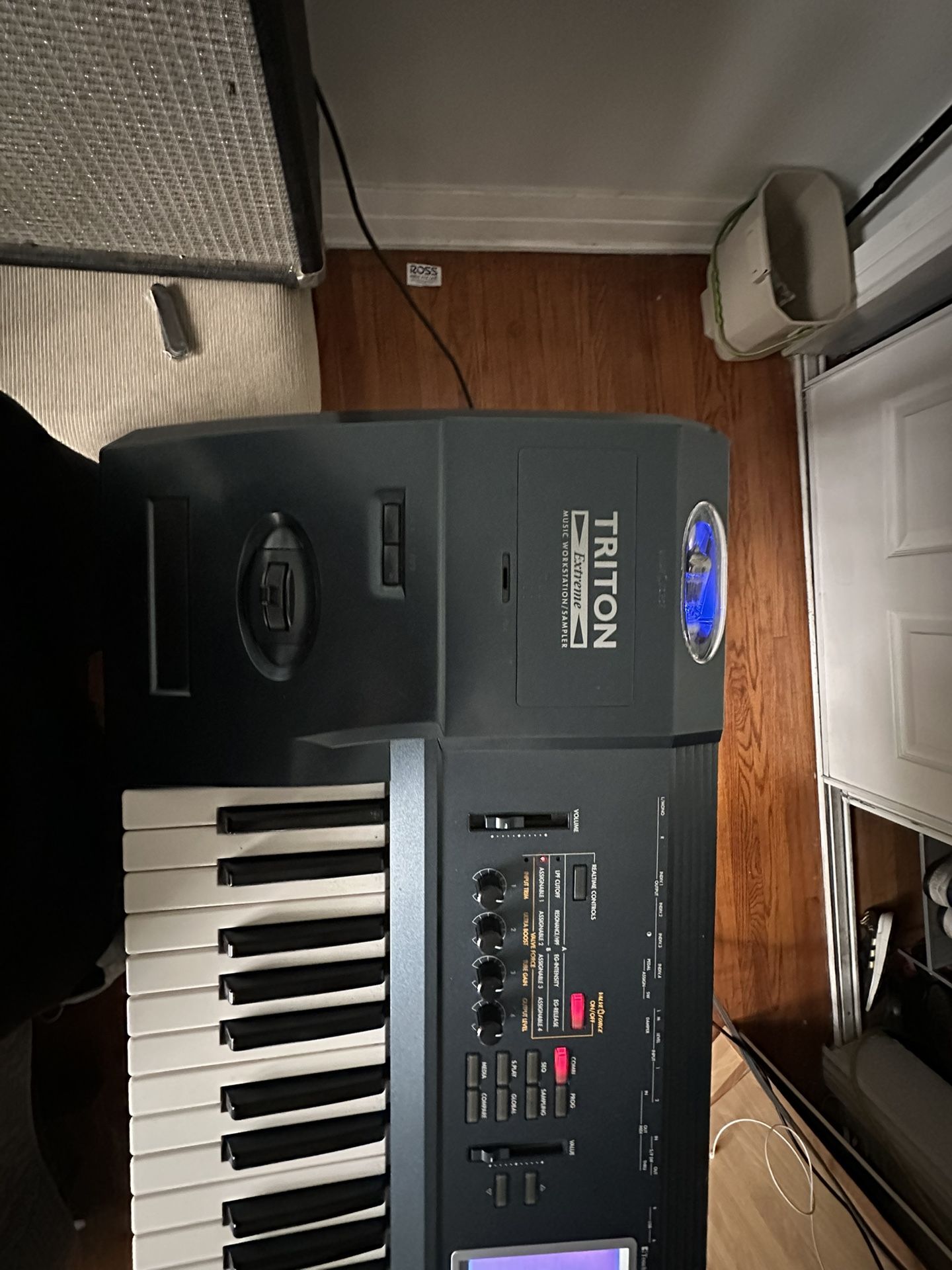 Korg Triton Extreme 