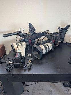 2x Canon XL1S Camcorders Mini DV