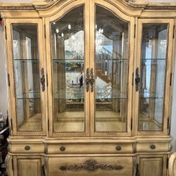 Traditional Classic Italian Buffet, China Hutch 