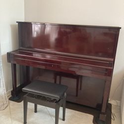 YAMAHA Upright Piano 