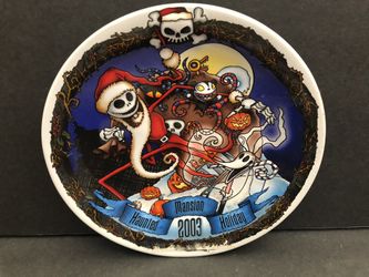 DISNEY HAUNTED MANSION PLATE. (2003)