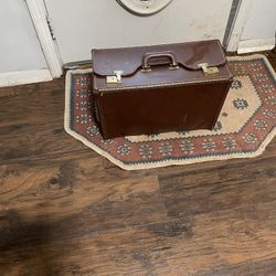 Vintage Stebco Pilots Brown Briefcase W/ Brass Hardware NO Keys