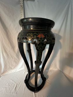 Vintage Chinese Jinlong Black Lacquer Plant Stand – Hand-Painted Floral Design