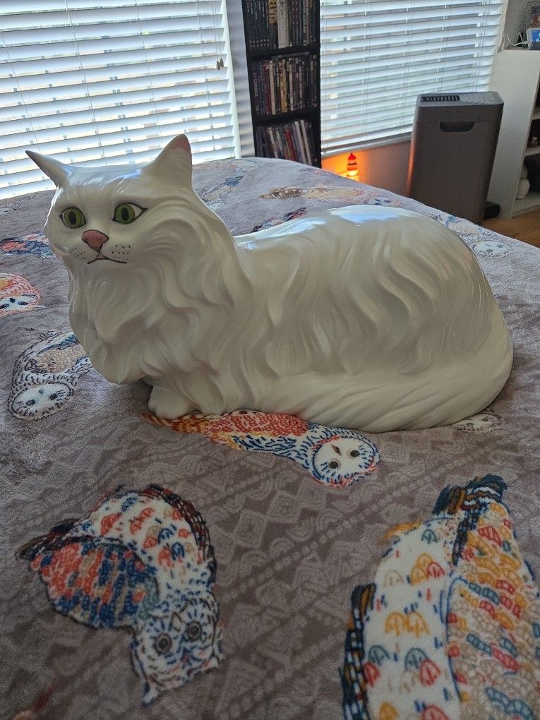 Handmade Ceramic Persian Cat