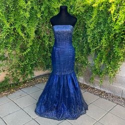 JESSICA MCCLINTOCK PROM dress