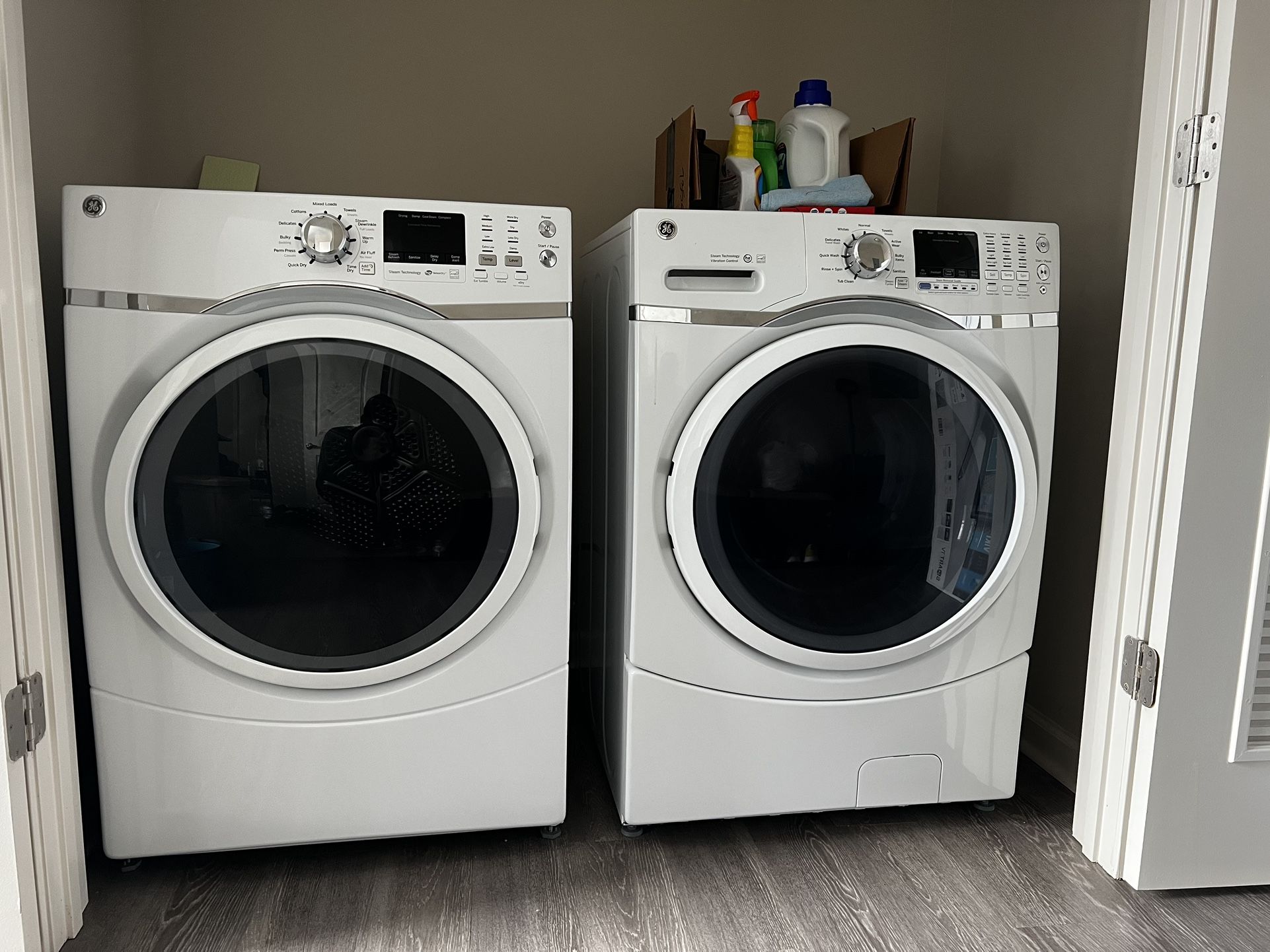 GE Washer And Dryer Set