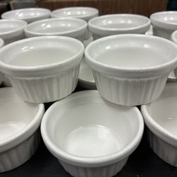 Mini ramekins 34 Qty