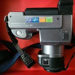 Sony Mavica MVC-FD91 0.8MP Digital Camera - Black & Metallic silver. Asking $200 OR BEST OFFER