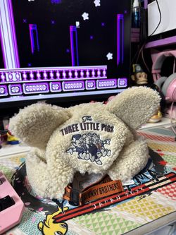 Tokyo Disney The Three Little Piggys Mickey Beanie Hat