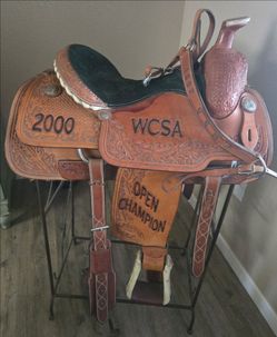 15.5" Diamond K Roping Saddle