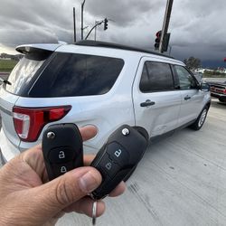 Llaves De Autos/ Car Keys 🔑