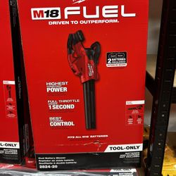Milwaukee M18 Fuel Dual Battery Blower