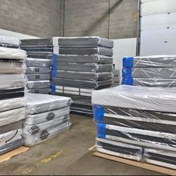 Brand New Queen, King, Twin, Full Size Mattresses // Cash On The 