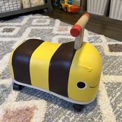B Toys Ride On Bumblebee 