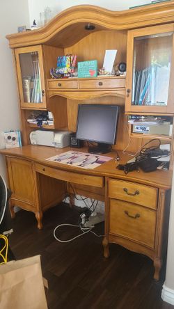 Wood Desk With Hutch