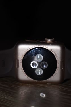 Apple Watch series 2 Gold