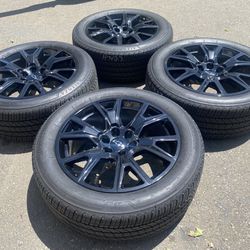 2024 Factory 22” Chevy 6 lug rims & Bridgestone tires ~ Great Set