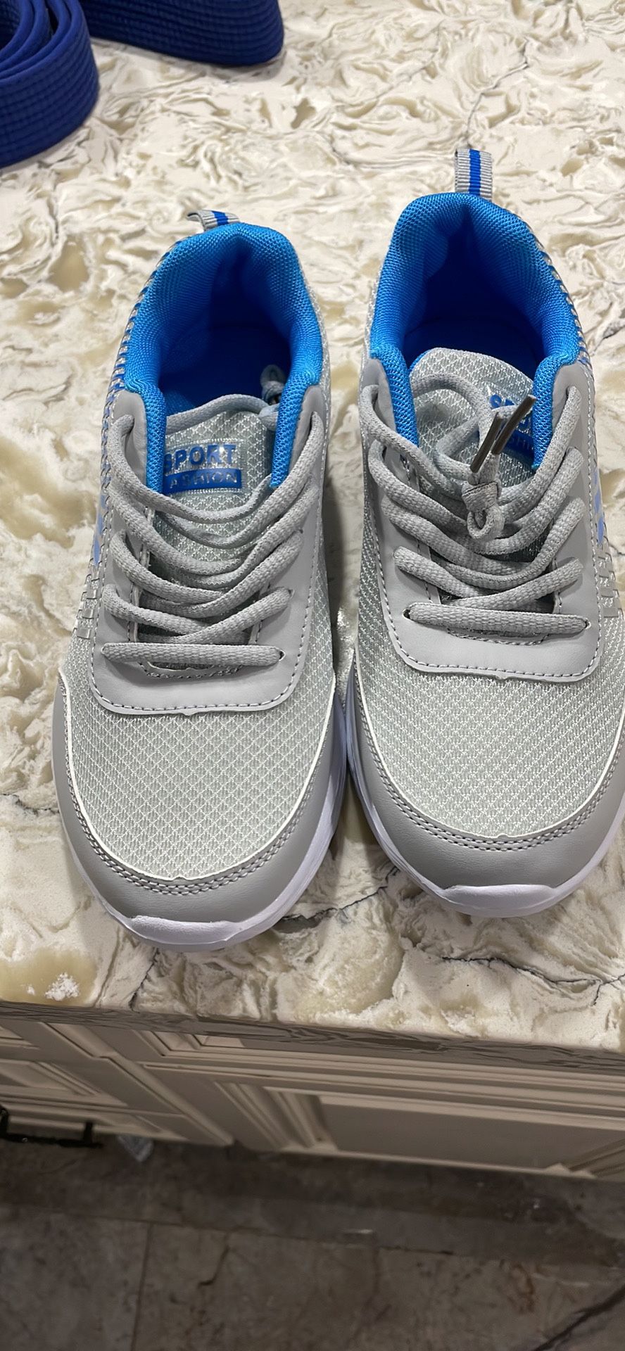 Sneaker Sport Fashion