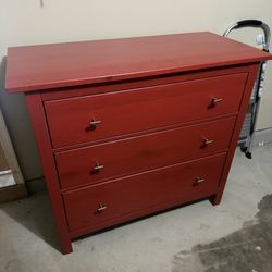 Hemnes Dresser 