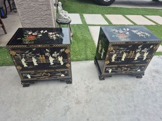 Pair of Black Lacquer Chinese Chinoiserie pearl of mother oriental accent,  nightstand or side table