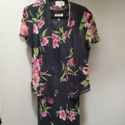 Just Gorgeous! Ladie's Floral Dress & Jacket