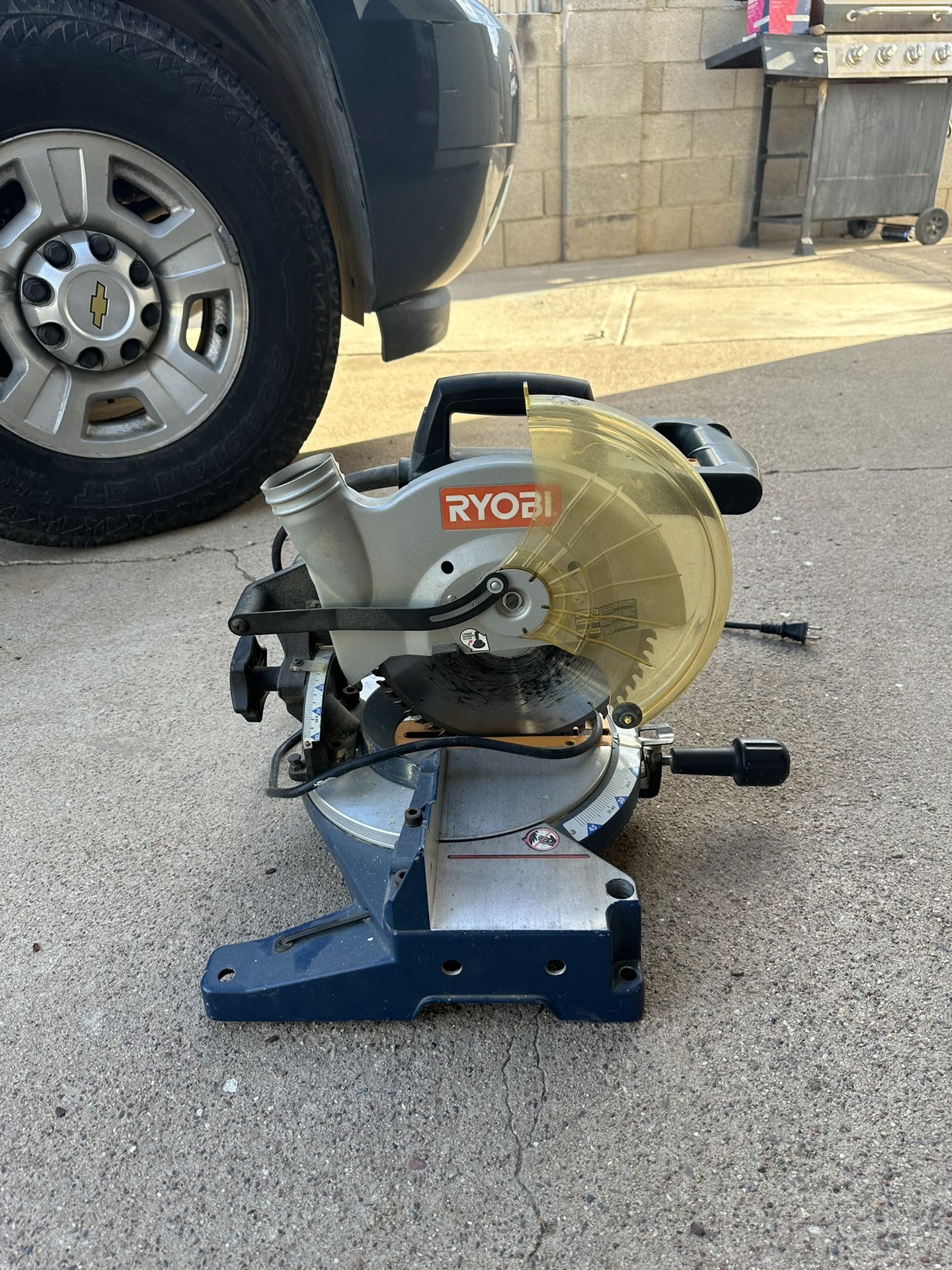 RYOBI Miter Saw