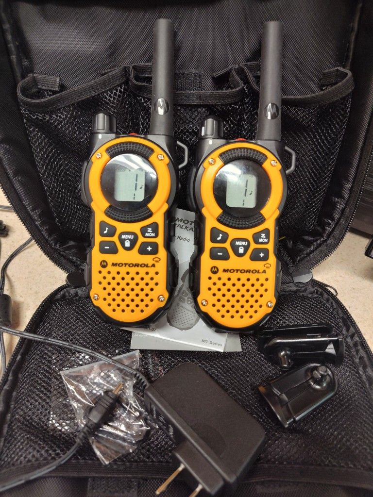 Breaker Breaker_Motorola Talkabout MT Series Two Way Radio Walkie Talkie Great For Fun/Emergencies Tested Working