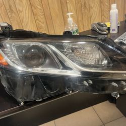 2019-2021 Toyota Camry Right Hand Headlight
