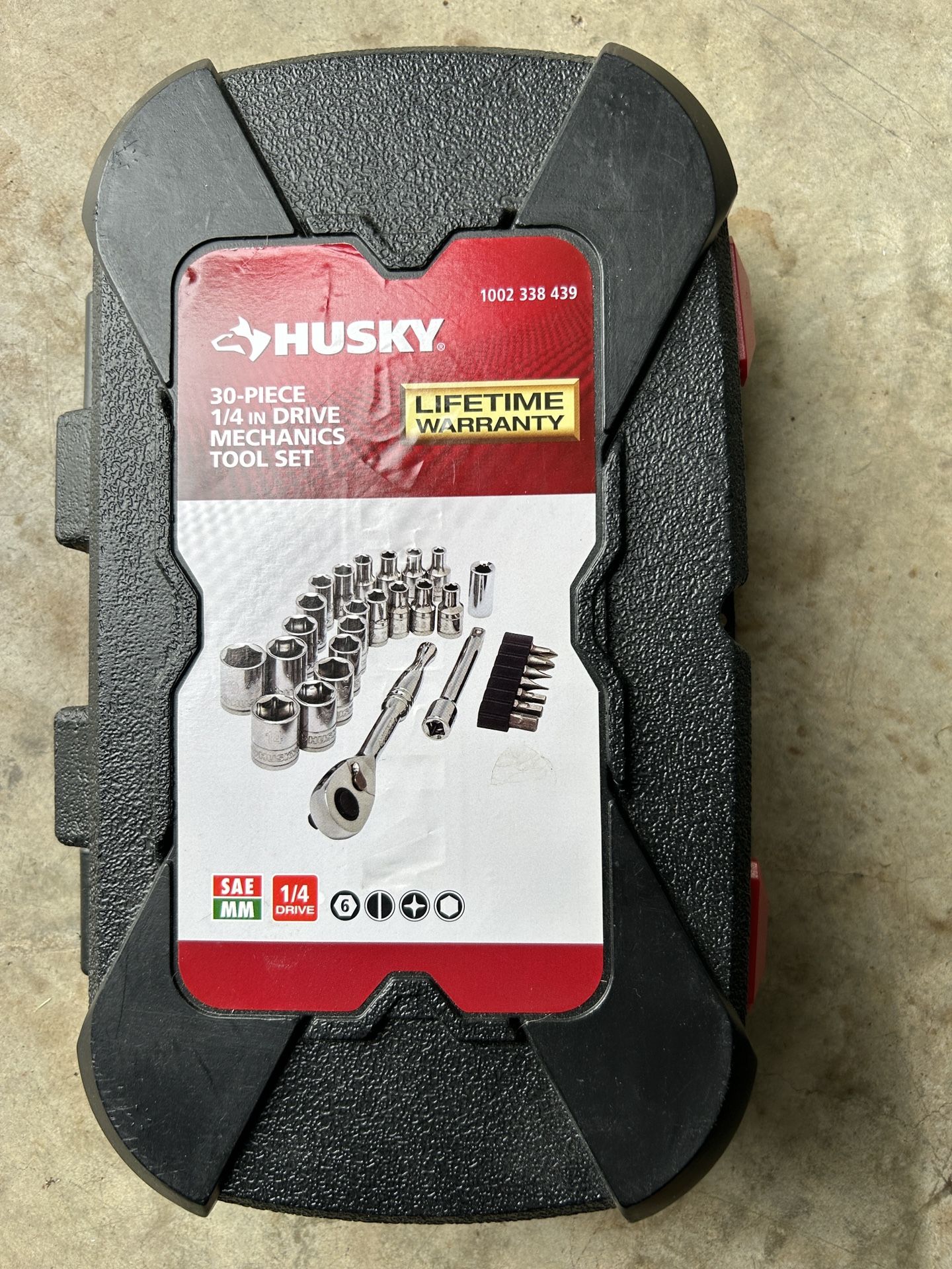 Husky 30 Piece 1/4in Drive Ratchet and Socket Set