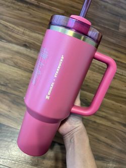 Stanley Starbucks Holiday Glitter Pink Berry Tumbler