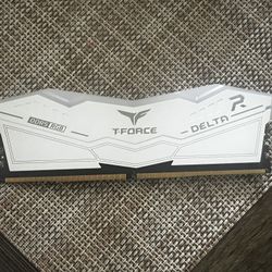 T. FORCE 16GB DDR5 