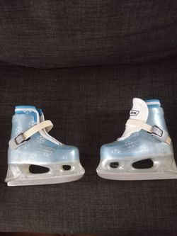 Bauer Kids Ice Skates 8/9