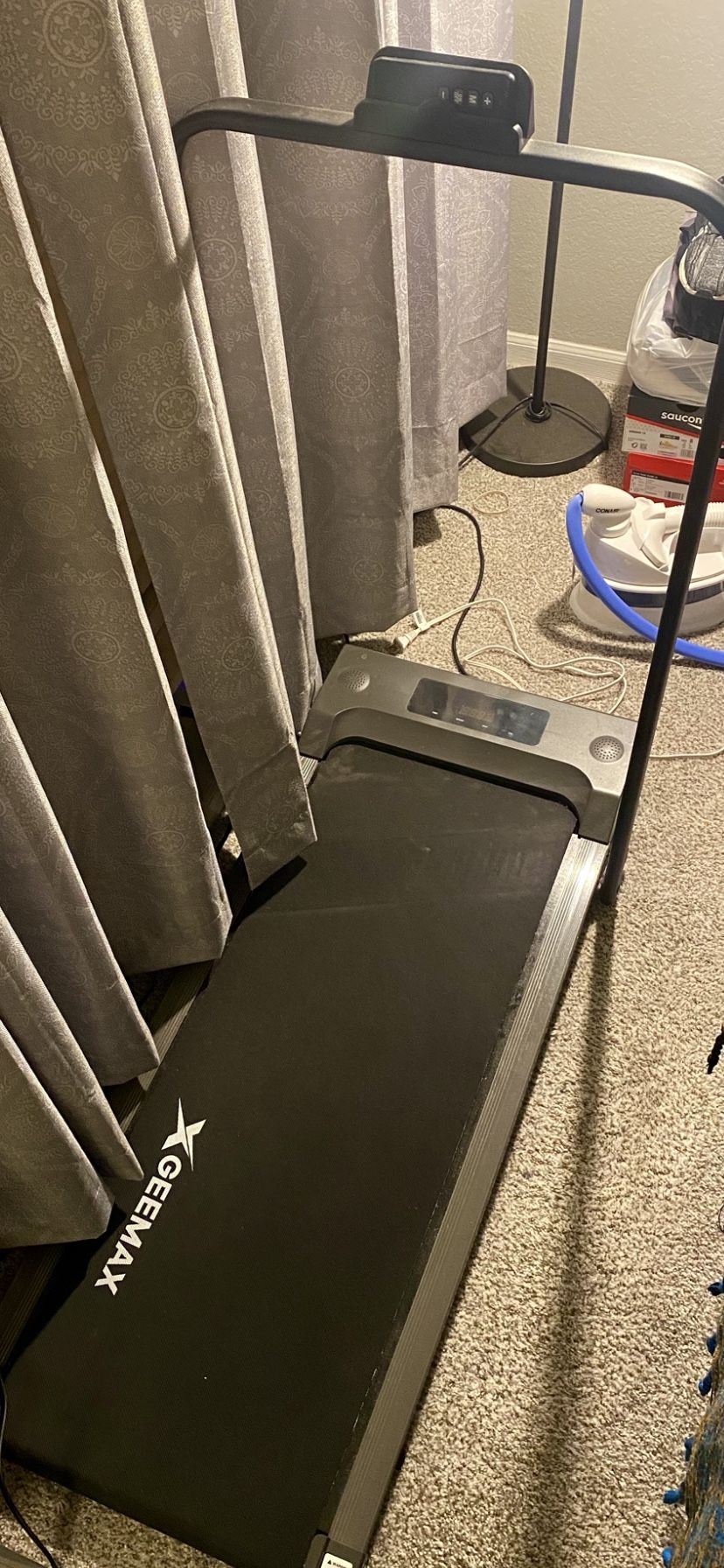 Foldable Treadmill. Brand New. Works Perfect.