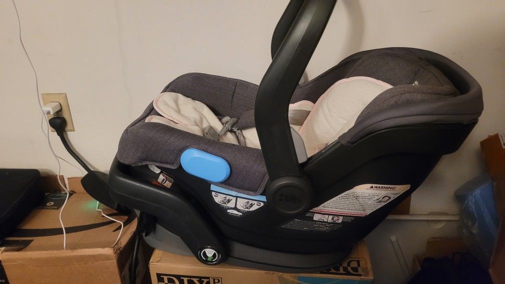 UPPAbaby Mesa Infant Car Seat