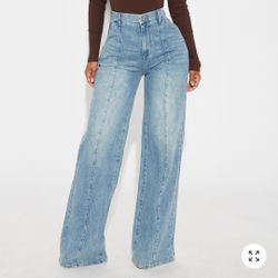 New Fashion Nova Jeans size 1