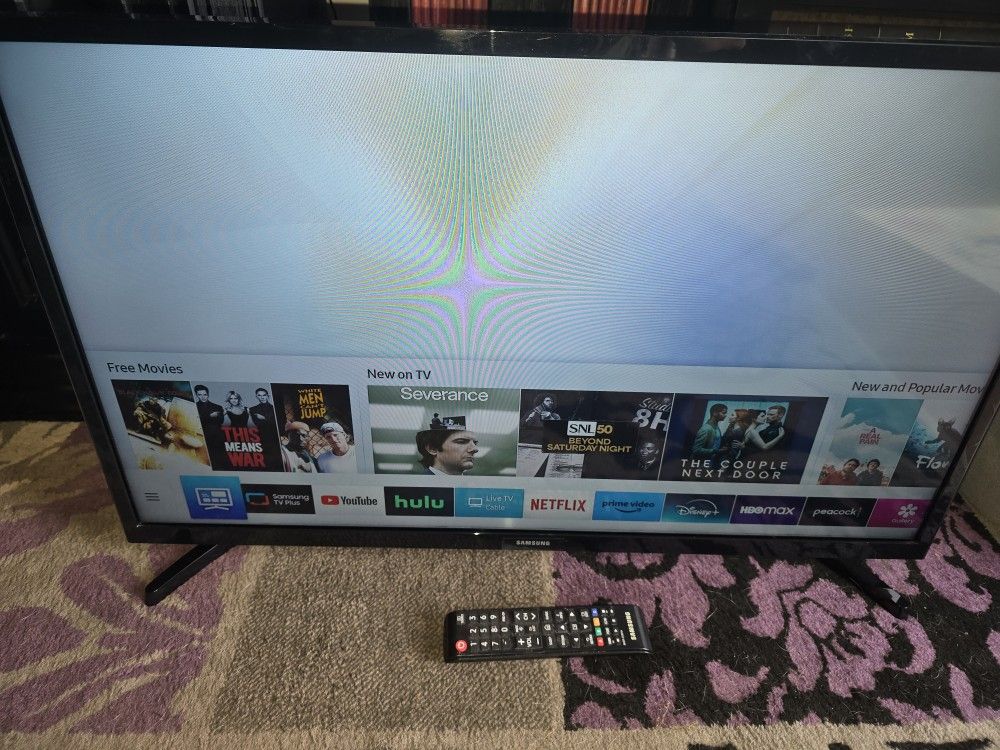 32" Samsung Smart TV W/ Remote UN32F5300AF