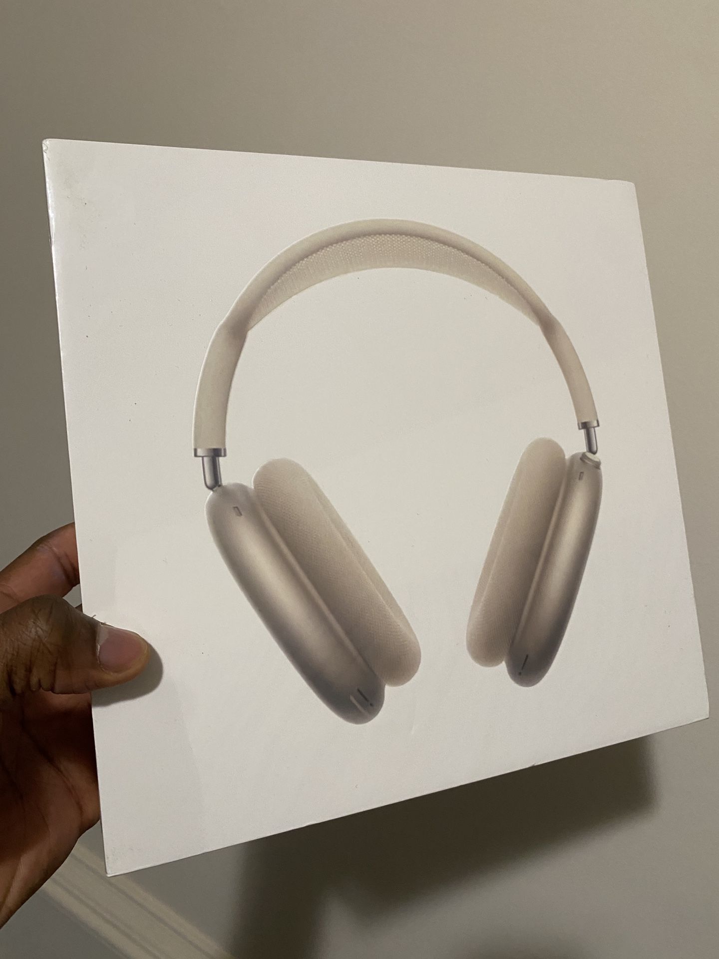 AirPods Max Starlight
