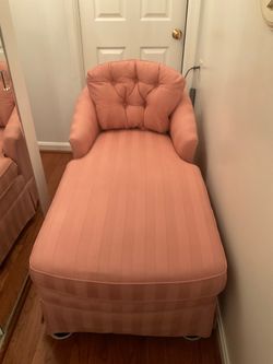 Vintage Chaise Lounge
