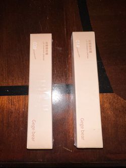 Gege Bear Lip Powder Cream – Shades 01 & 03
