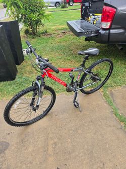 Trek 820 Mountain bike