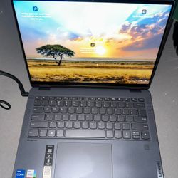 BRAND NEW LENOVO LAPTOP 