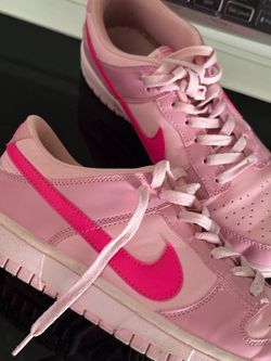Pink dunks