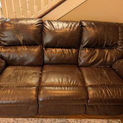 Free couch if you can pick up