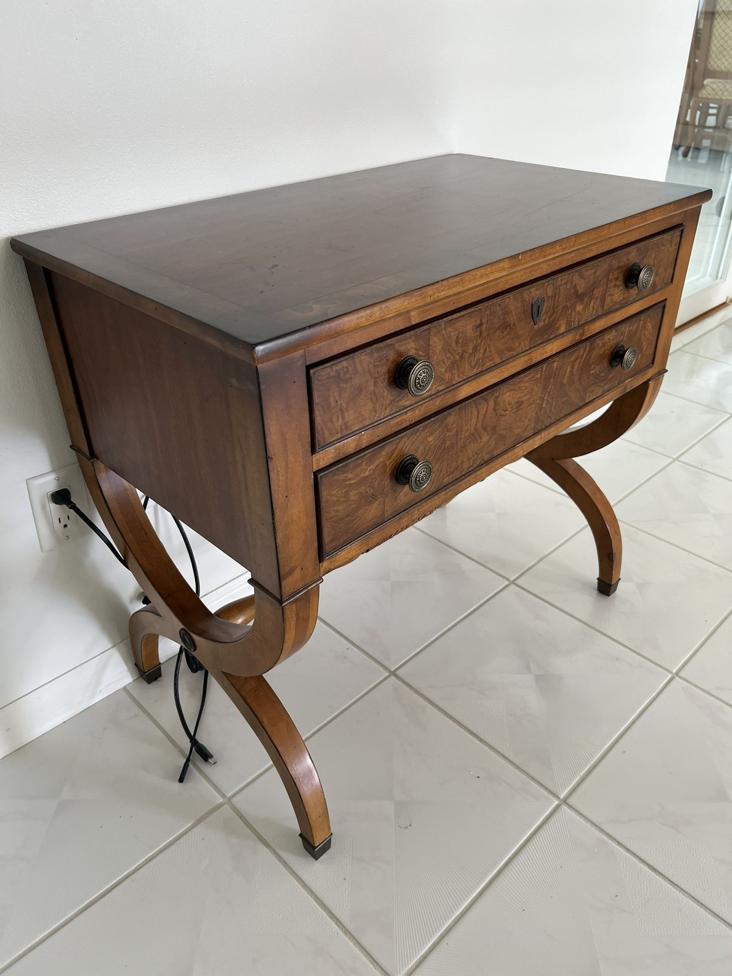 Vintage Ethan Allen Nightstand - Excellent Condition